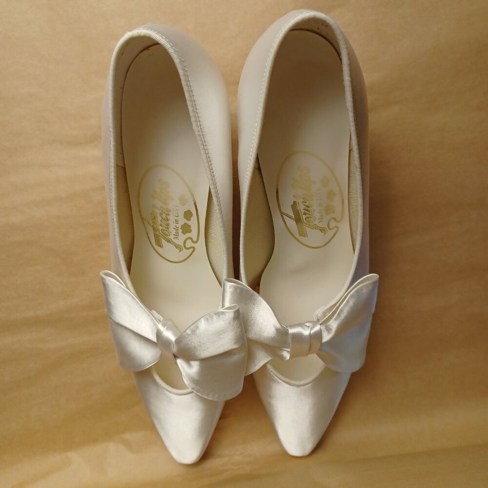 Vintage 80s Dyeable Satin Wedding Shoes - Picture 8 of 12